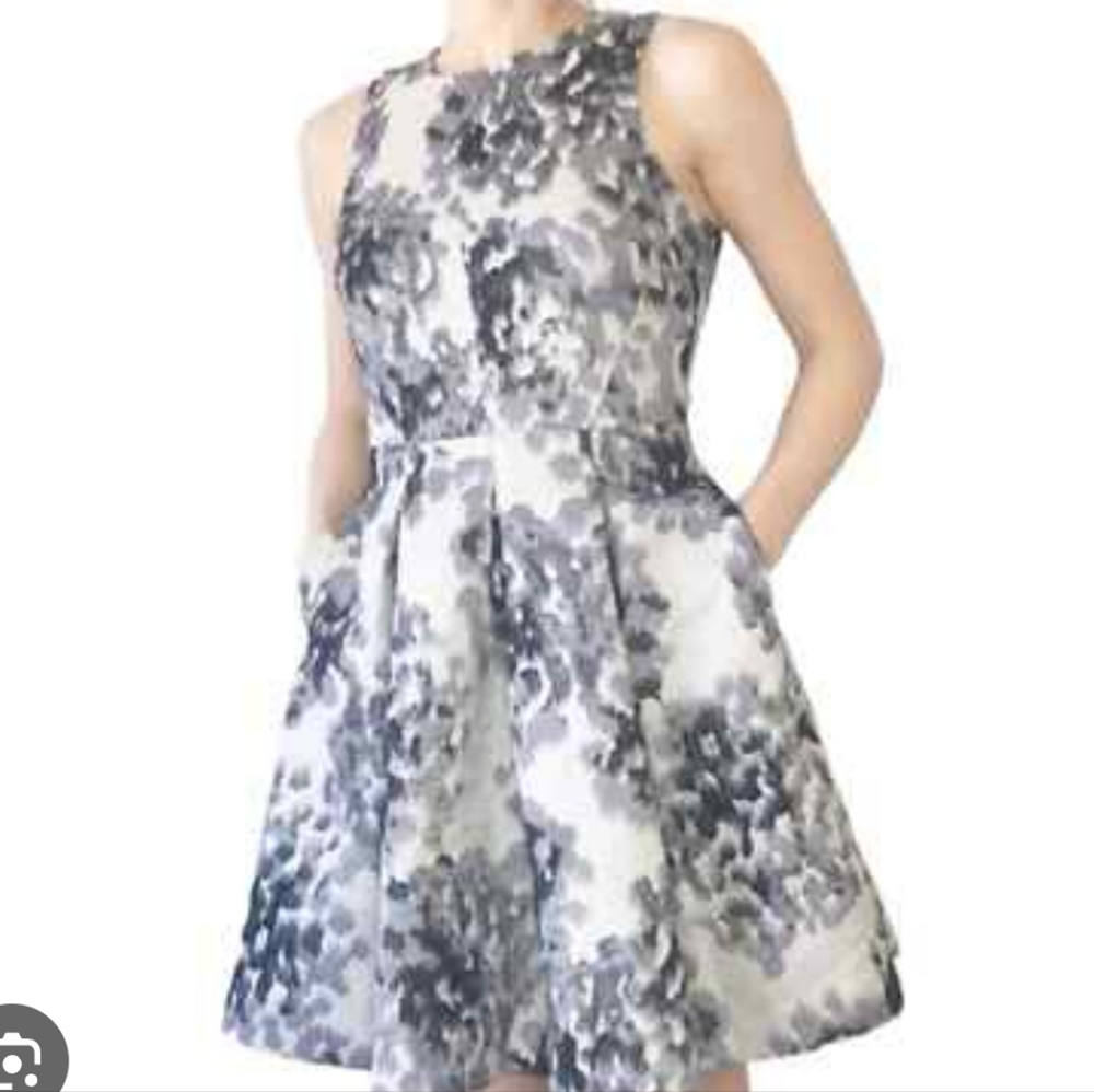 H&M Gray Black Monochrome Floral Sleeveless Dress Size 6 - Picture 1 of 7